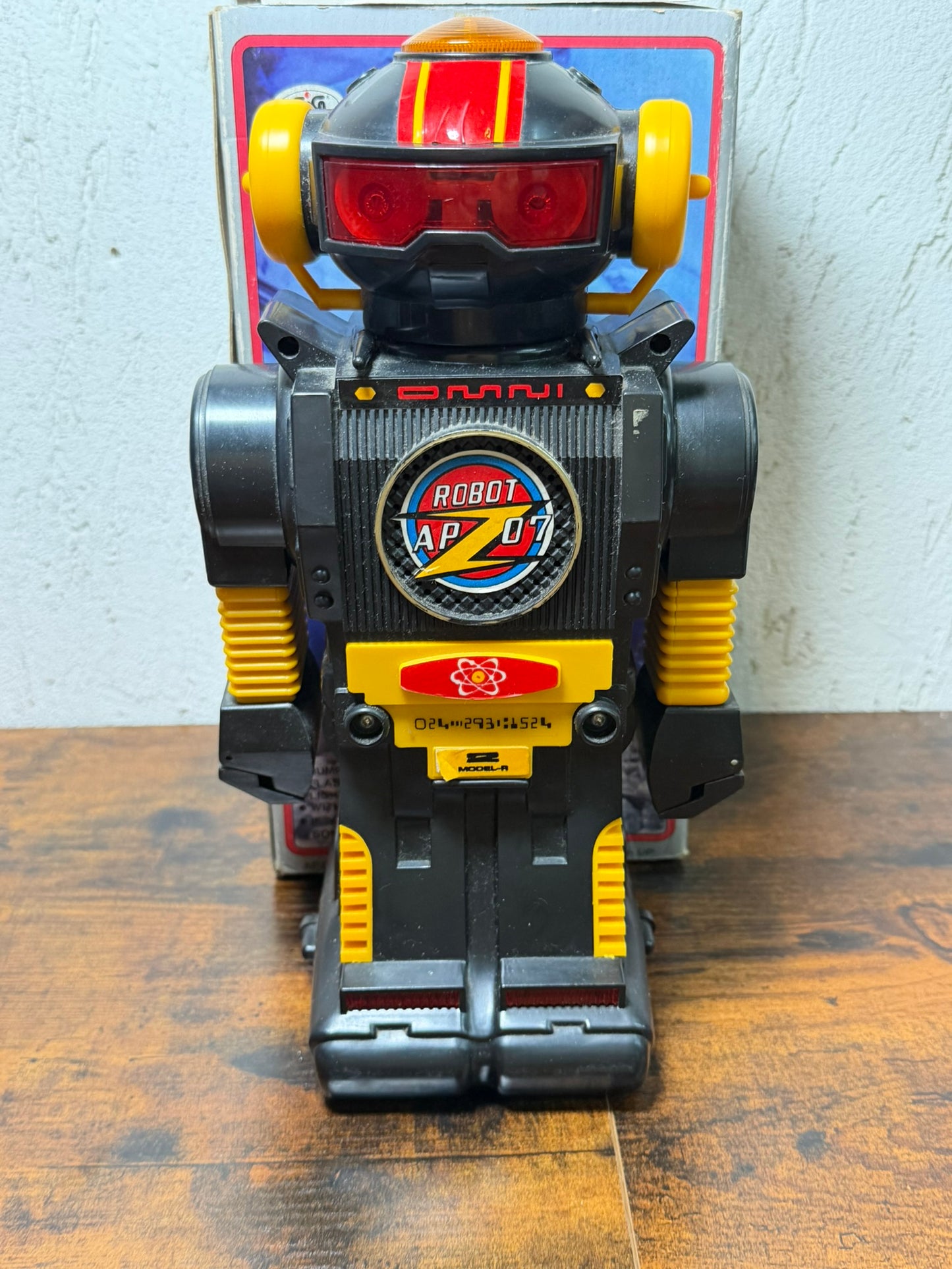 John Robot GIG robot made in Taiwan since 1989, vintage Toy