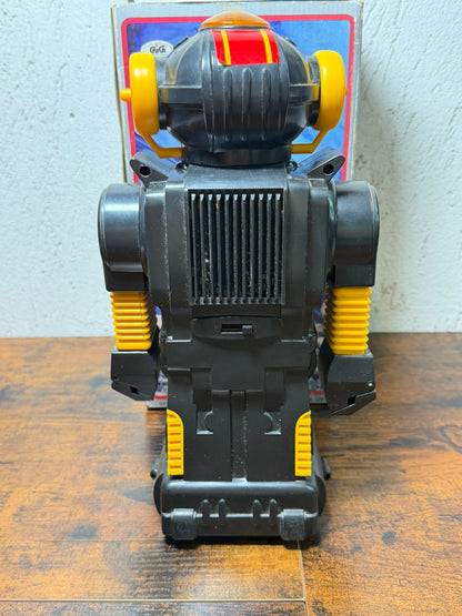John Robot GIG robot made in Taiwan since 1989, vintage Toy