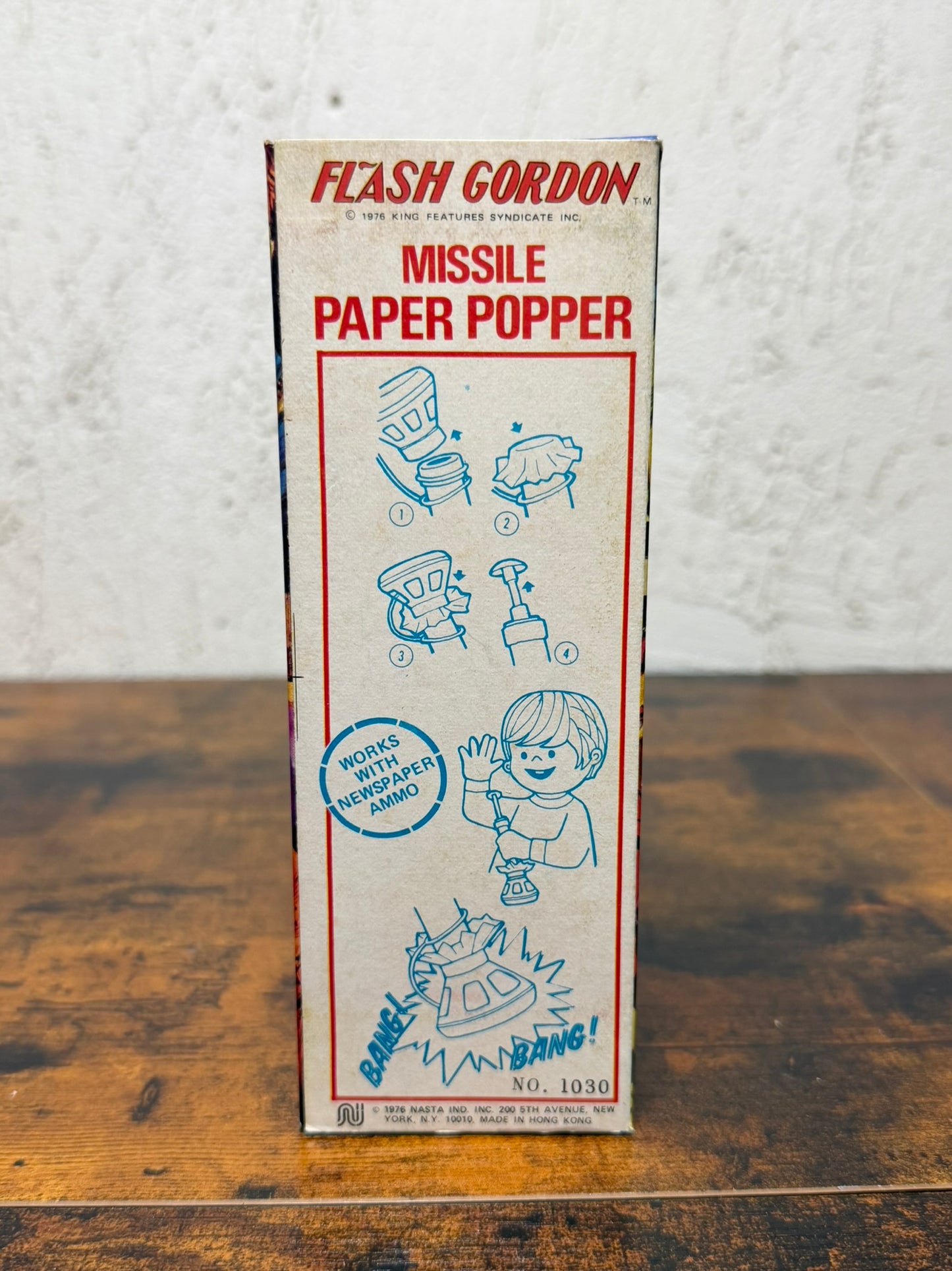 Flash Gordon Missile paper popper nasta 1976
