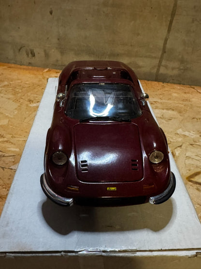 1/18 Ferrari Dino 246 GTS Rouge Bordeaux 1970 Hotwheels